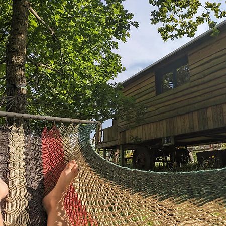 La Roulotte Tiny House Du Mond'Ideal Leval  Kültér fotó