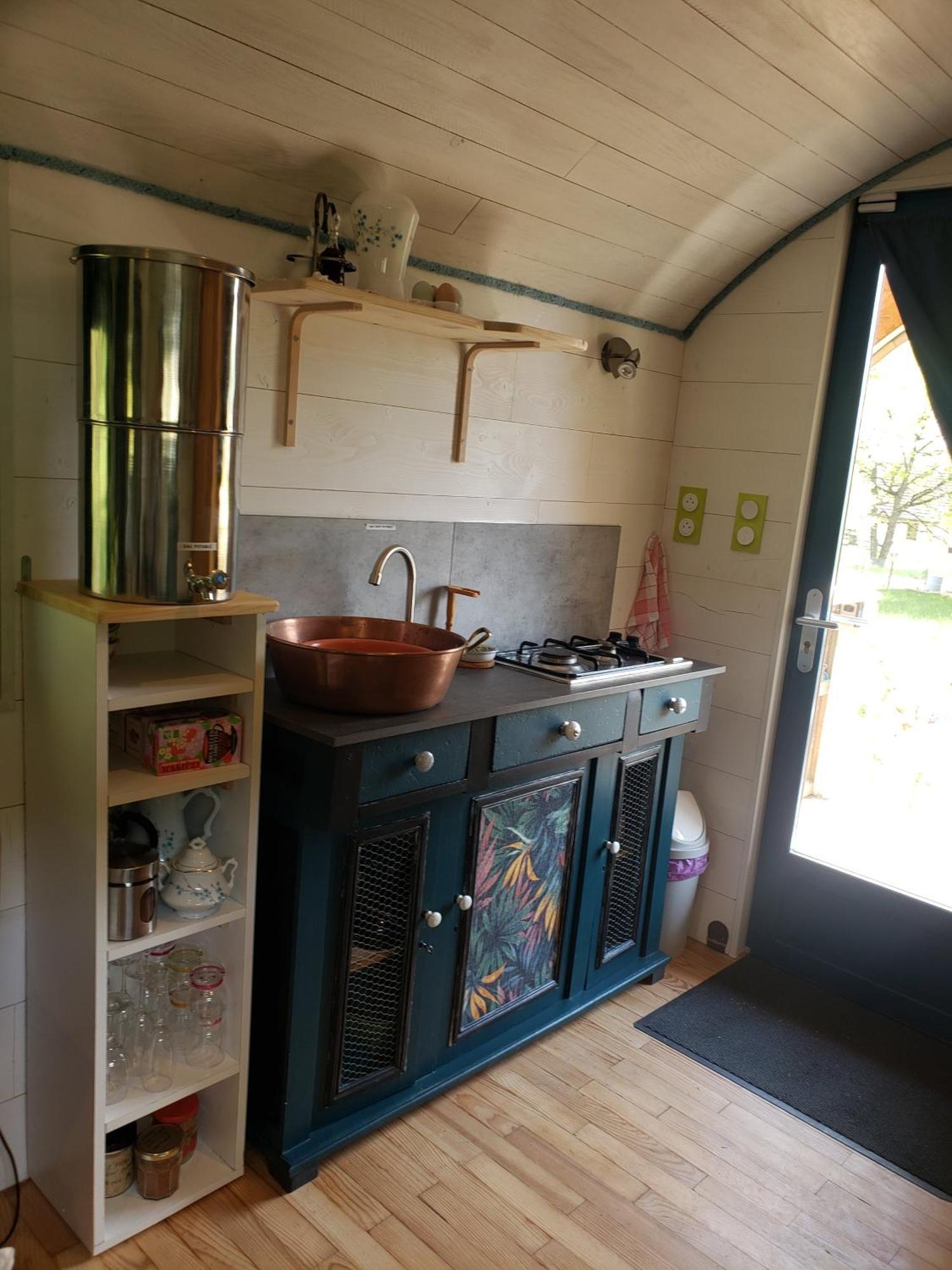 La Roulotte Tiny House Du Mond'Ideal Leval  Kültér fotó